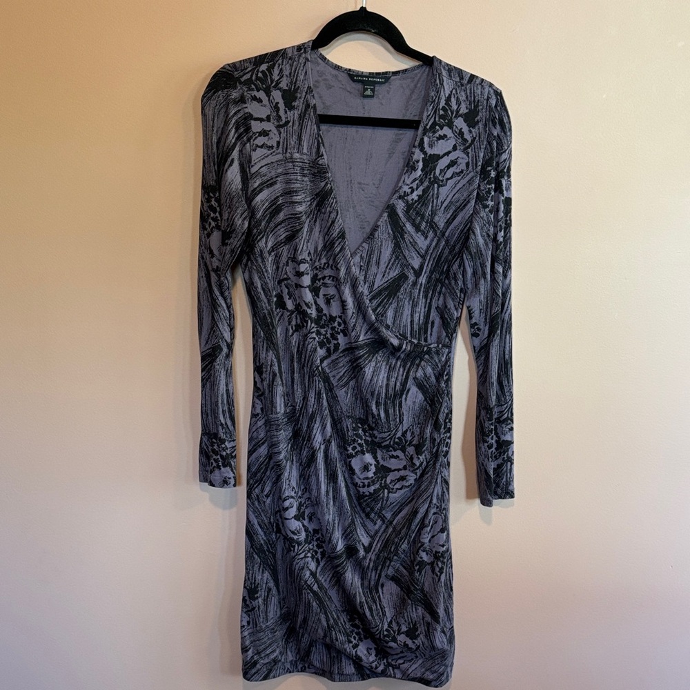 Banana Republic purple and black floral long sleeve dress